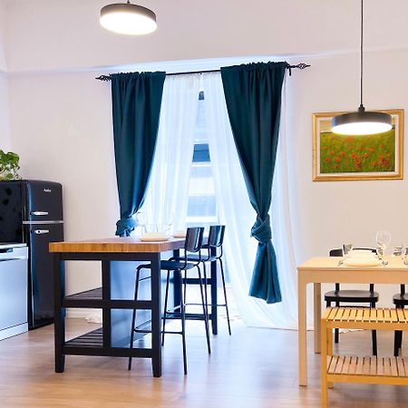 Aumetz Square Apartment Ідрія Екстер'єр фото