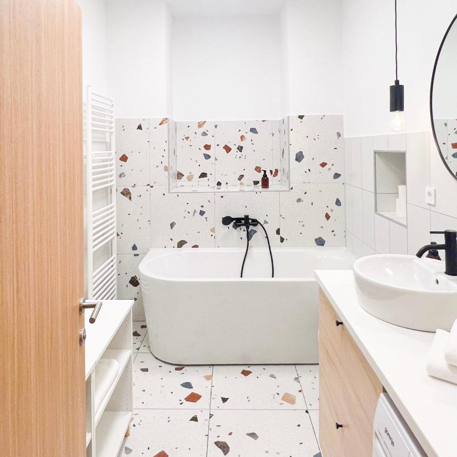 Aumetz Square Apartment Ідрія Екстер'єр фото