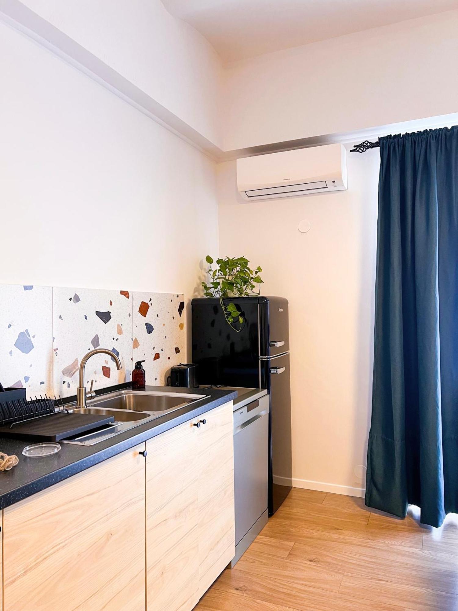 Aumetz Square Apartment Ідрія Екстер'єр фото
